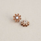 Daisy Stud Earrings: White & Gold