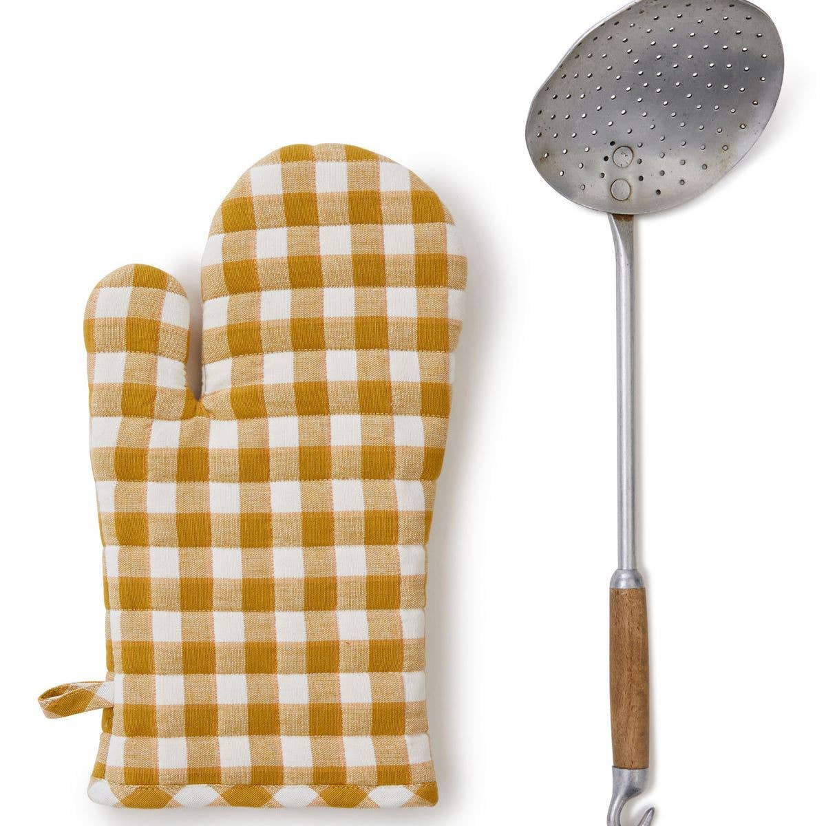 mustard gingham oven glove