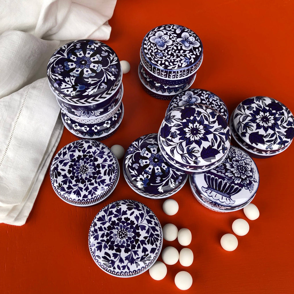 Blue & White Small Round Floral Tins With Mint Imperials