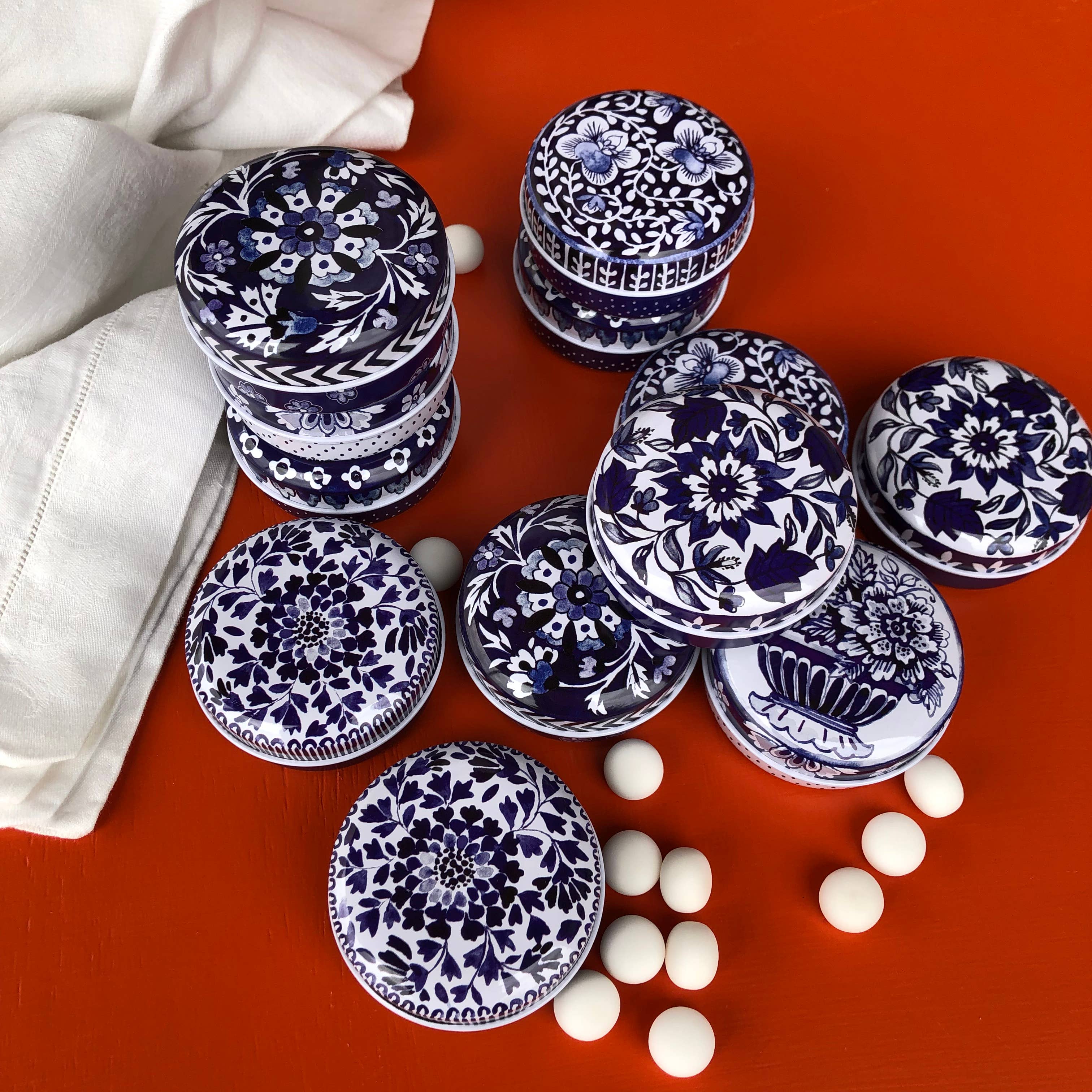 Blue & White Small Round Floral Tins With Mint Imperials