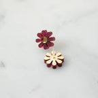 Daisy Stud Earrings: White & Gold