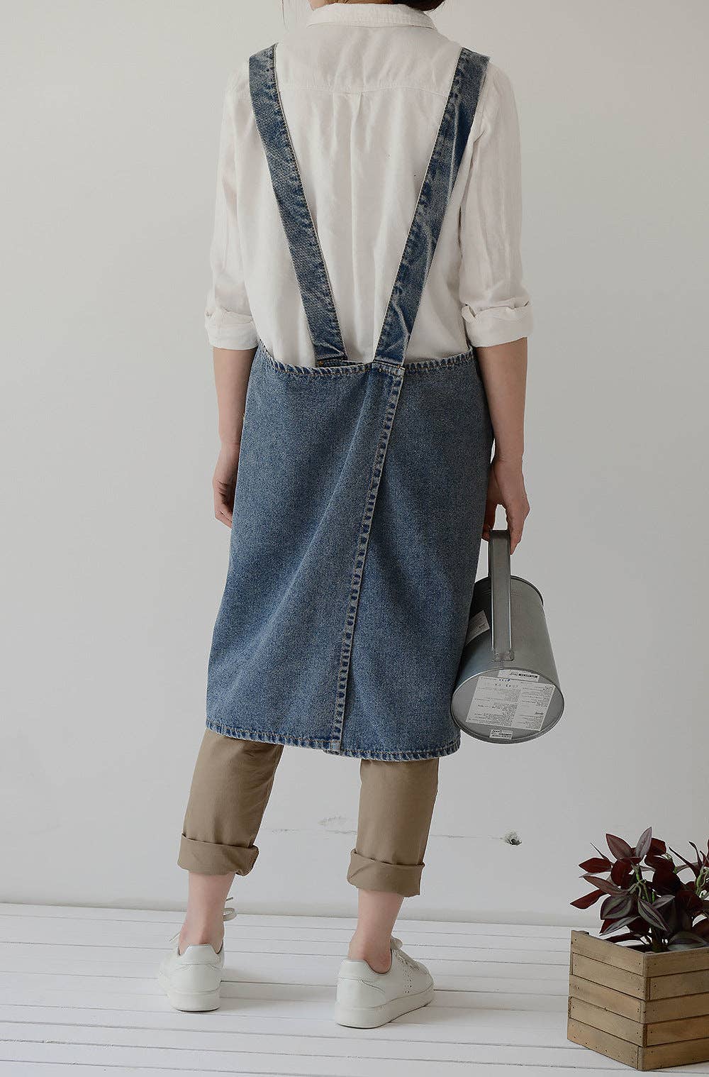 Gohobi Japanese Style Washed Denim Cotton Apron: Dark Blue