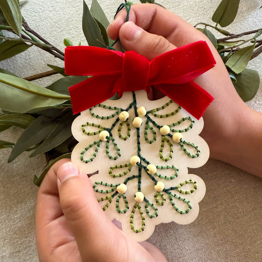 Make Your Own Stitched Mistletoe Decoration - All Good Things